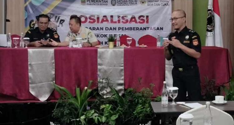 Satuan Polisi Pamong Praja Kabupaten Bekasi Sosialisasikan Peredaran dan Pemberantasan Cukai Rokok Ilegal