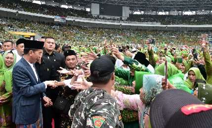 Presiden Jokowi Hadir Di Harlah Muslimat NU Ke 78 Di SUBK , Jakarta.