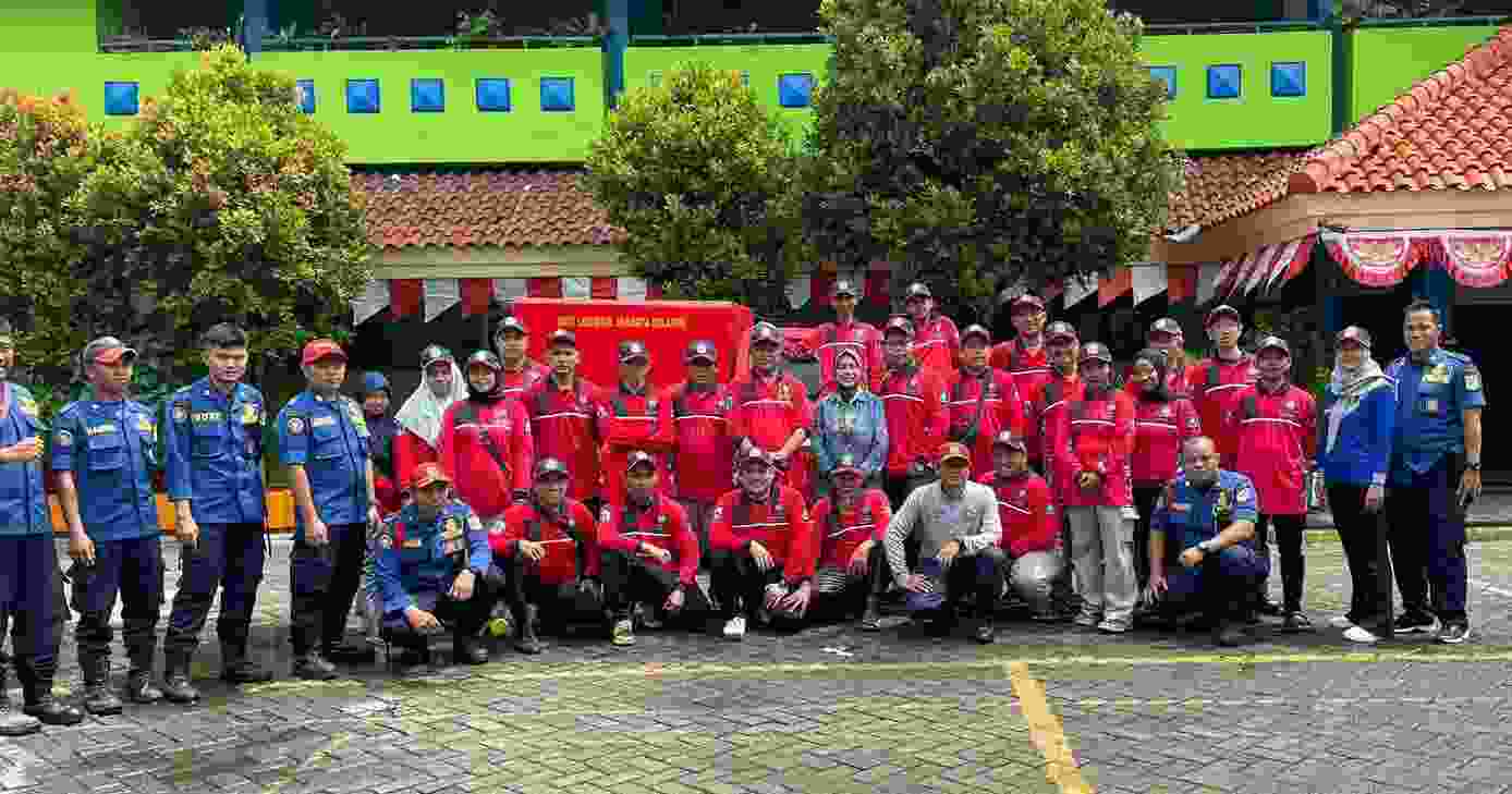 Peserta KarangTaruna Rw 02 Giat Pelatihan & Sosialisasi Redkar Di SDN 05 Kel Bukit Duri Tebet, Jakarta Selatan