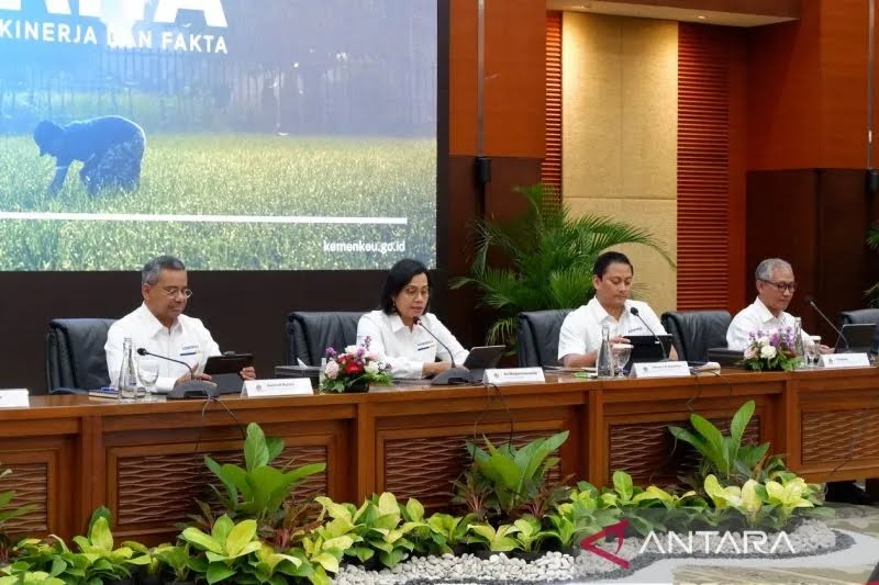 Menteri Keuangan Sri Mulyani Indrawati dalam konferensi pers APBN Kita, Senin (23/9/24)