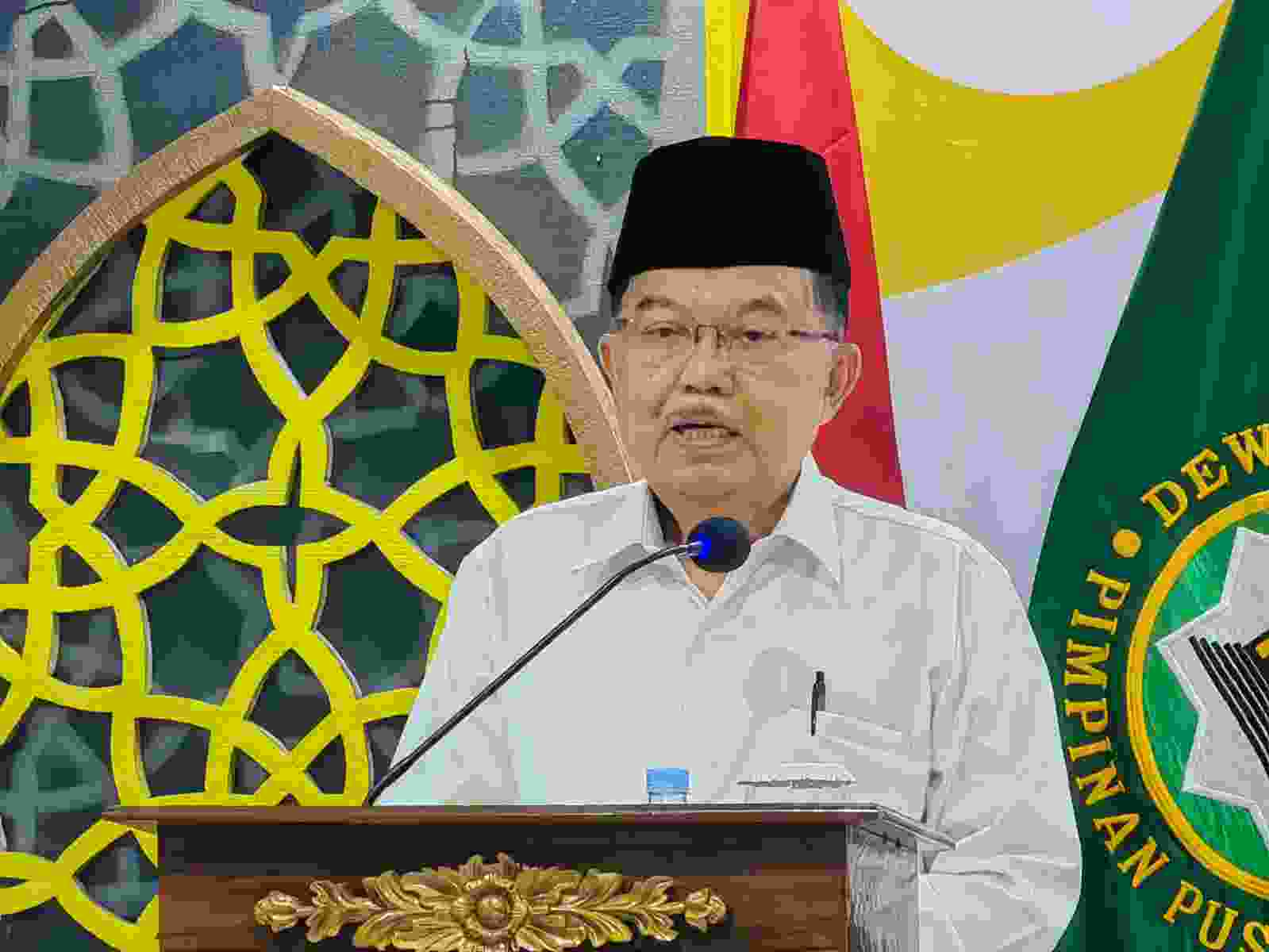 Ketua Umum Pusat Dewan Masjid Indinesia (DMI) Jusuf Kalla