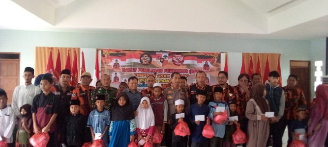 Santunan Anak Yatim Di RPP PAC Kecamatan Sukatani 