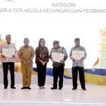 Pemdes Sukahurip Kecamatan Sukatani Dapat Penghargaan Kemenkeu, Kategori Kinerja Tata Kelola Keuangan Dan Pembangunan Desa Yang Baik Tahun 2024