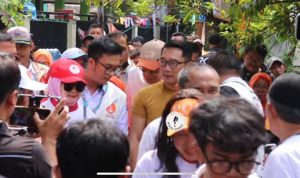 Ketua DPC PBB Muhammad Akbar Mendampingi Cagub Ridean Kamil Di Kawasan Kampung Makasar Jakarta Timur