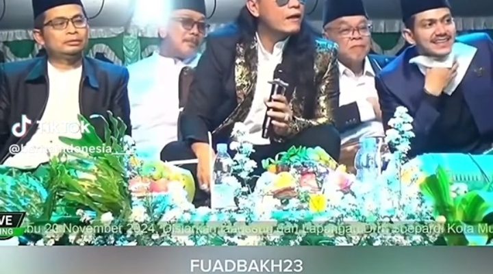 Tangkapan Layar Video Gus Miftah Yang Viral Menghina Penjual Es